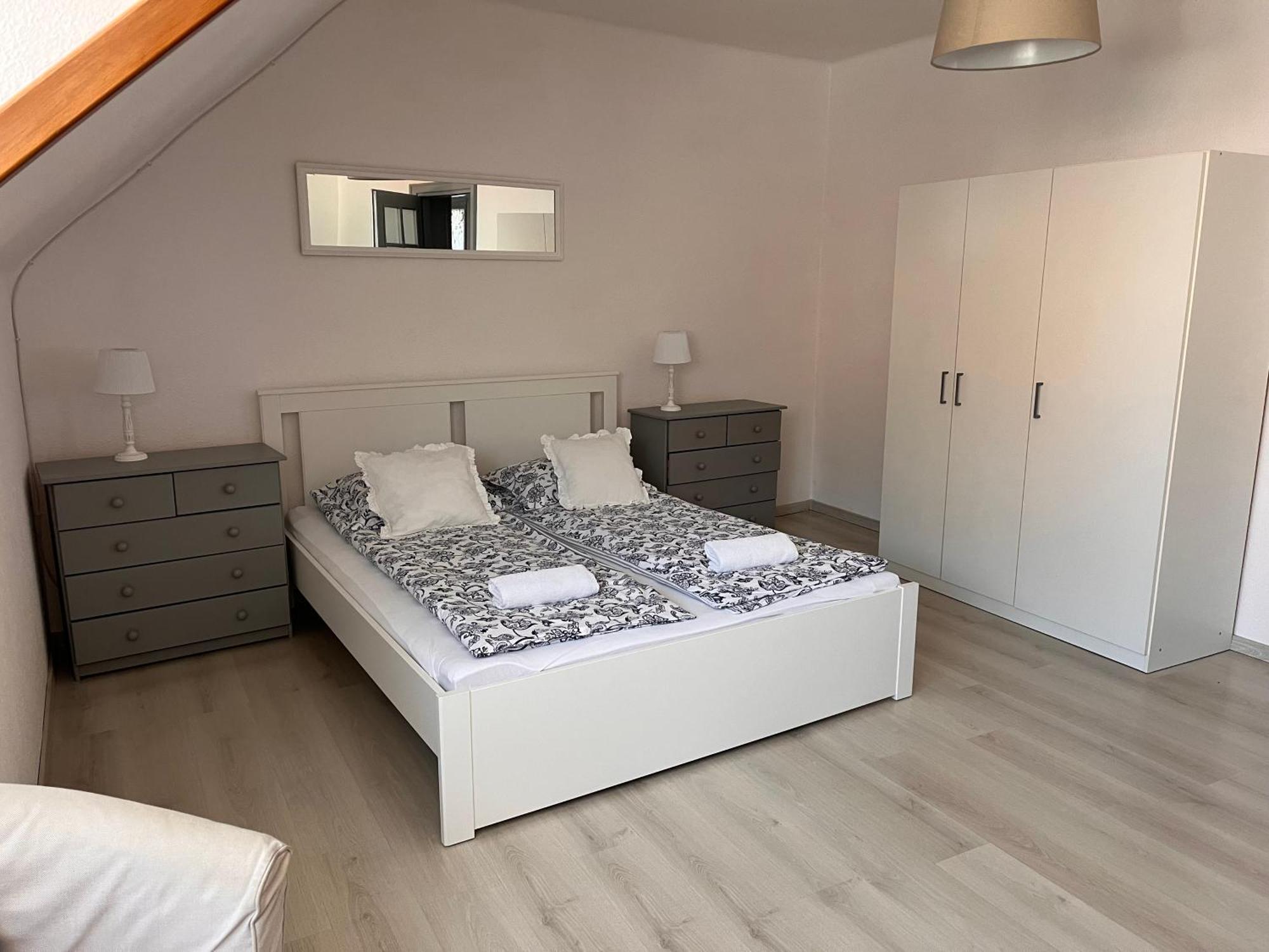 אגר Pacsirta Apartman Grand מראה חיצוני תמונה